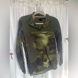 North Face Lightweight Fleece Green Camouflage Pullover